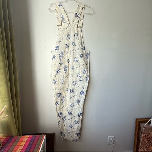 WeWoreWhat From Me To You White Blue Floral Linen-Blend Overalls M - Picture 6 of 6